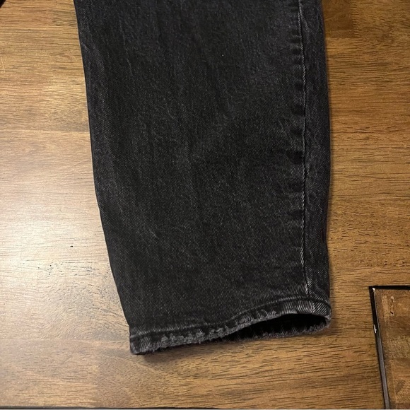 Abercrombie & Fitch The '80s Mom High Rise Jeans in Black Size 33 / 16S - Picture 7 of 8